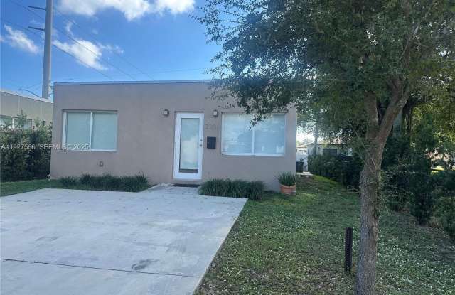 2206 Simms St photos photos