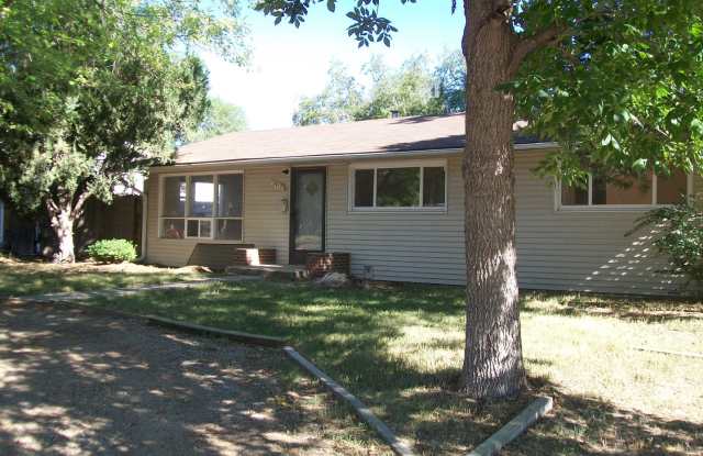 3 Bedroom in Fort Collins! photos photos