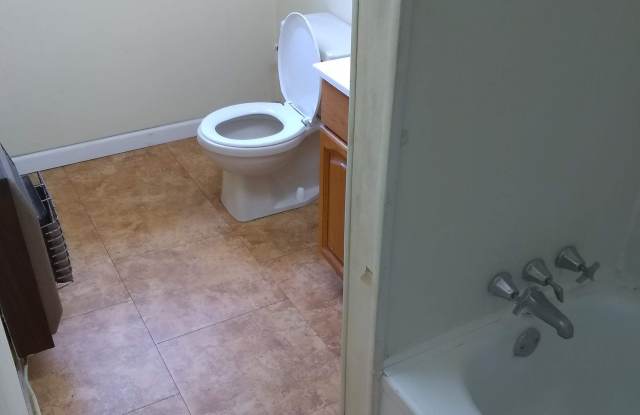 464 E Broad St photos photos