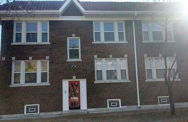 3704 Hereford St Gallery 1