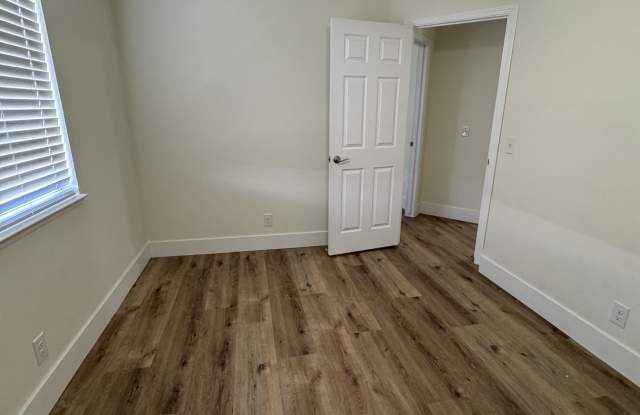 1024 Michelle Ct - 1024 Michelle Court, Hanford, CA 93230