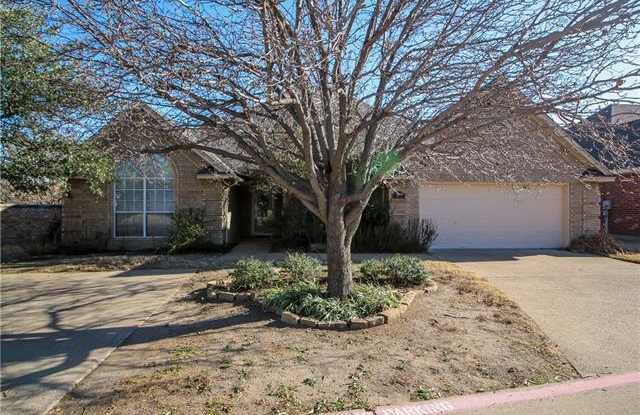 5901 River Bend Drive - 5901 River Bend Drive, Benbrook, TX 76132