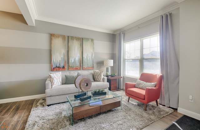 Encore Townhomes II Gallery 3