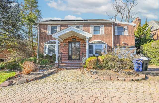 182-61 Avon Road - 182-61 Avon Road, Queens, NY 11432 182-61 Avon Road - 182-61 Avon Road, Queens, NY 11432