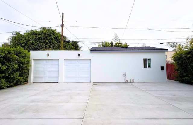 1210 S Cochran Ave Gallery 1