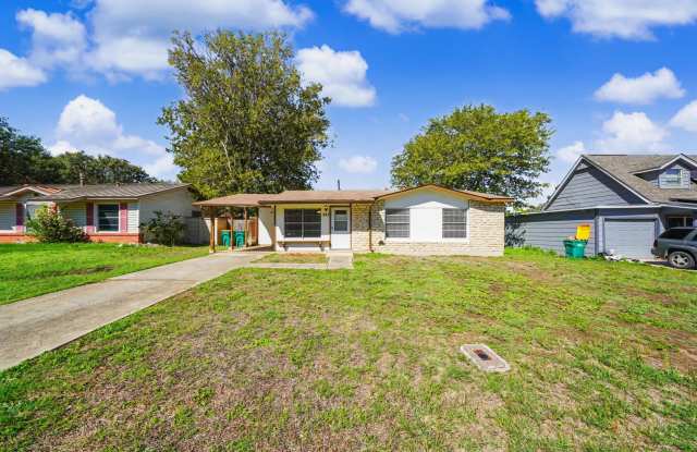 Charming 3-Bedroom Home in Universal City - Realtor Commission: $350 Gallery 3