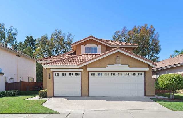Meticulously Maintained Home in Temeku Hills, 4br/3ba, 3 Car Garage, 1981 sqft. + Enclosed Sunroom, Cul-De-Sac, Gardener Included photos photos