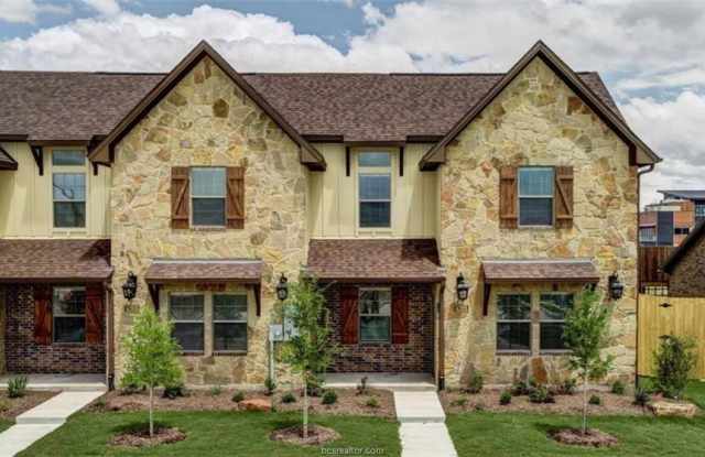 3021 Towers Parkway Gallery 1