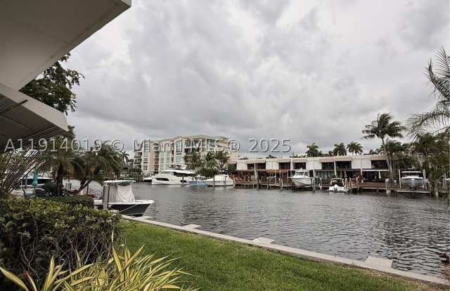 180 Isle Of Venice Dr Gallery 2