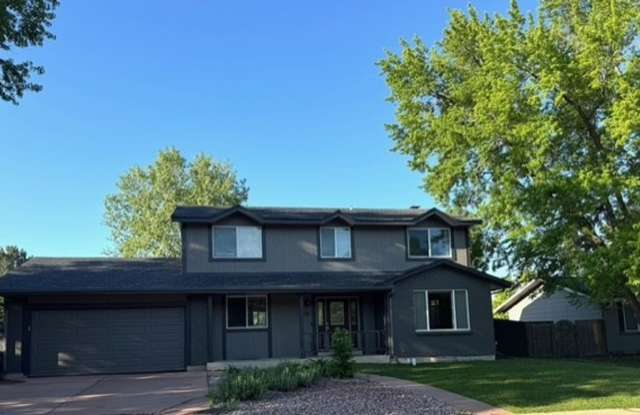 Spacious 4-Bedroom House Near Open Space in Heatherwood, Boulder photos photos