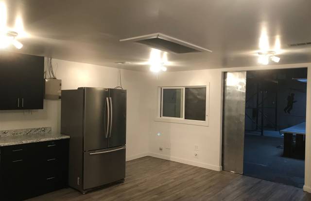 423 S 600 W Gallery 3