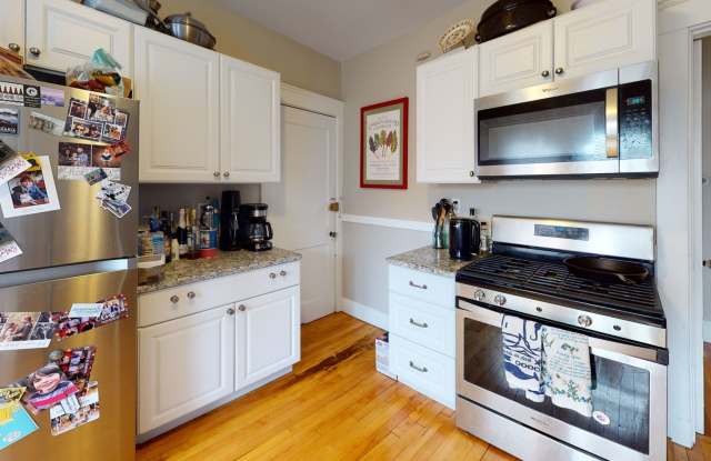 Beautiful 3 bed 1.5 bath in Brighton photos photos