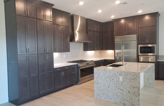 8067 Grant Dr - 8067 Grant Drive, El Dorado Hills, CA 95762