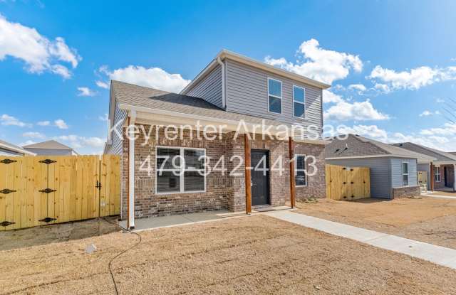 Spacious Home in Fayetteville! Gallery 3