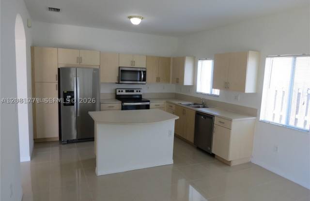 22527 SW 102nd Path Gallery 4