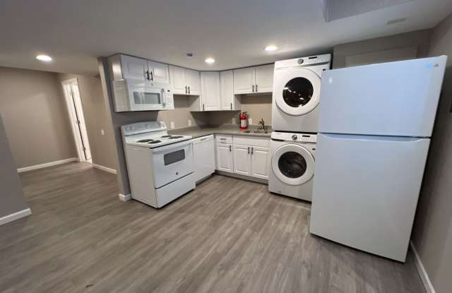 3 Bed 1 Bath in Denver's Elyria Swansea Neighborhood photos photos