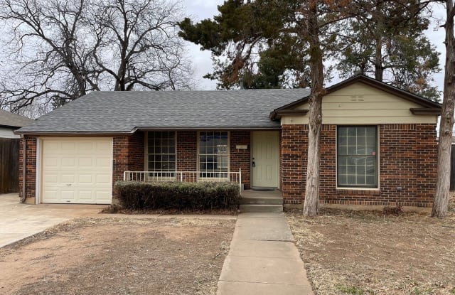 2510 31st Street photos photos