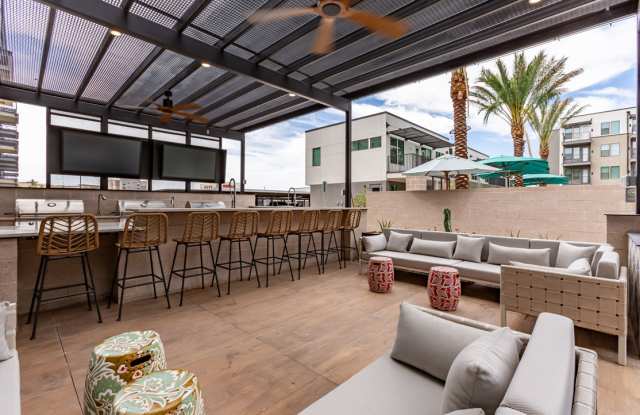 MAA Val Vista Gallery 4