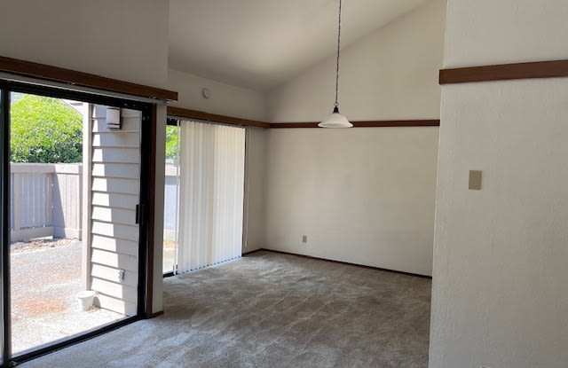 16 West Harbor Dr Gallery 4
