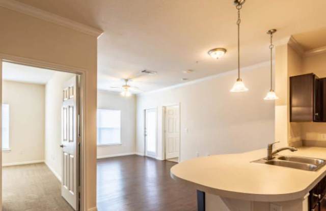 14754 Nacogdoches Rd Gallery 3