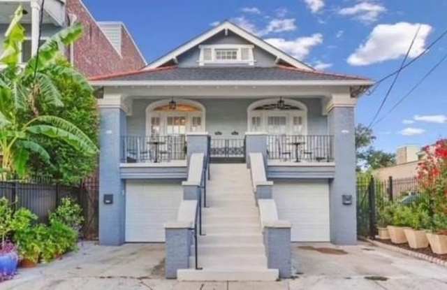 1129 URSULINES Avenue photos photos