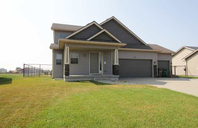 350 28th Street Southeast photos photos