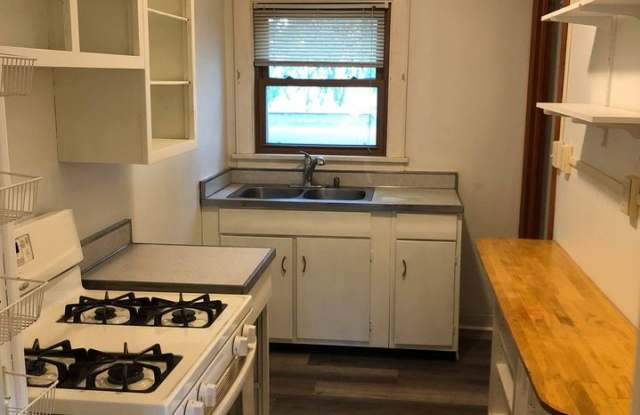 811 Plumer St photos photos