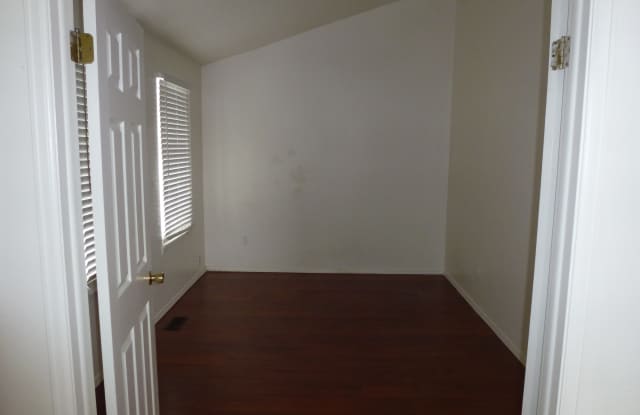 9700 W Chatfield Ave Unit F Gallery 4