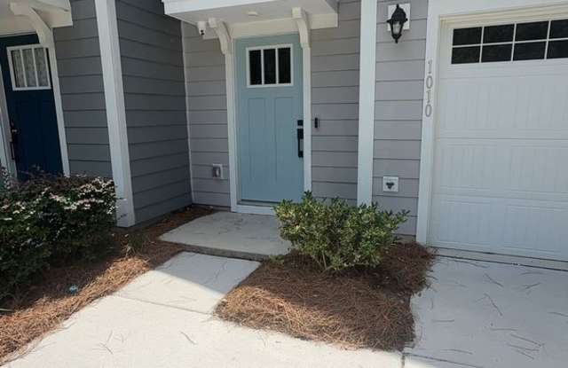 3 Bedroom, 2.5 Bathroom Townhome in Crescent Cove - Summerville photos photos