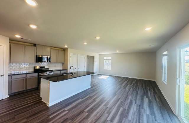 13232 Hampton Bay Lane Gallery 3