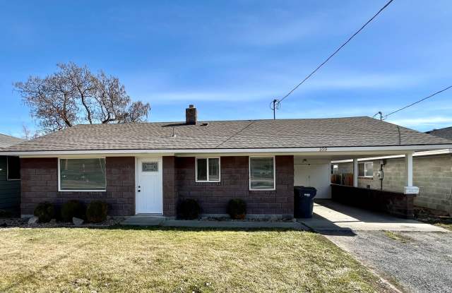 2 Bedroom 1 Bath Selah Home For Rent photos photos