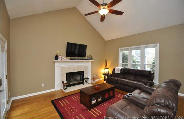 107 Carostone Court Gallery 4