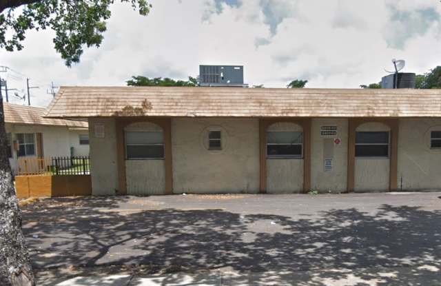 2-1 Apartment with Central AC - 5401 Northwest 24th Street, Lauderhill, FL 33313