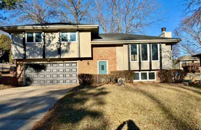 3324 S 159th St photos photos 3324 S 159th St photos photos