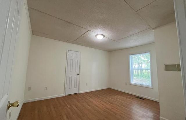 HOME FOR RENT IN ARAB - 64 15th Street Northwest, Arab, AL 35016