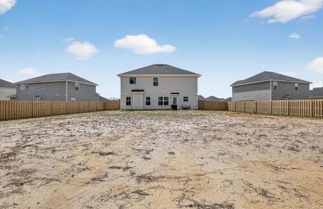Comfortable & Spacious 4BR/2.5 BA Home!! Gallery 3