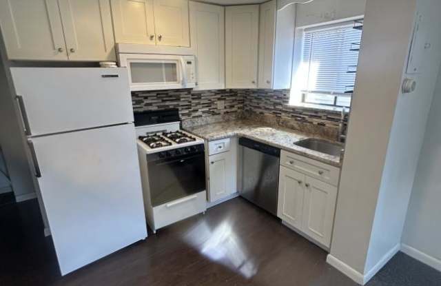 122 Liberty St. photos photos