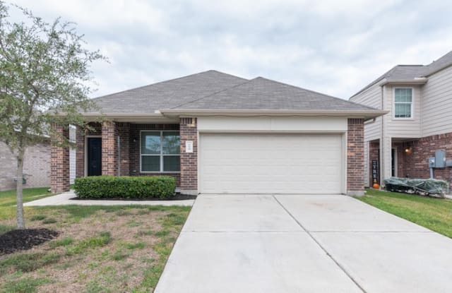 690 Fallow Lane - 690 Fallow Lane, Alvin, TX 77511