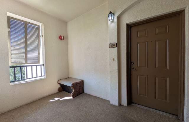 Top Floor Condo at Lakeside at Lakes of Windermere - 8156 Boat Hook Loop, Orange County, FL 34786