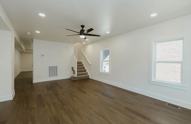 216 S Georgia Ave Gallery 2