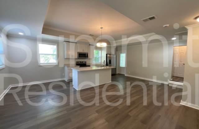 2590 Godfrey Drive Northwest Gallery 2