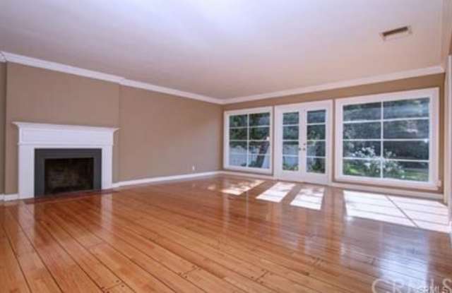 348 Harvard Drive Gallery 4