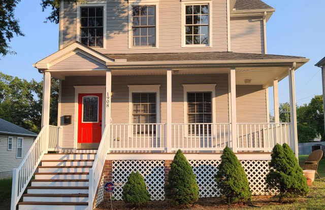 1908 Dinwiddie Avenue - 1908 Dinwiddie Avenue, Richmond, VA 23224