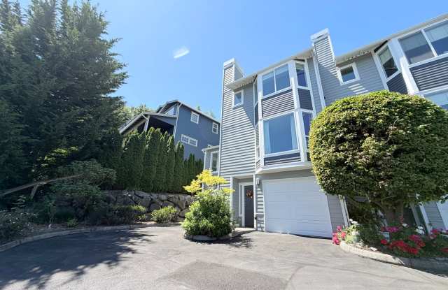 Spacious Magnolia Townhome with a View for $4495 - Available for Move in! photos photos