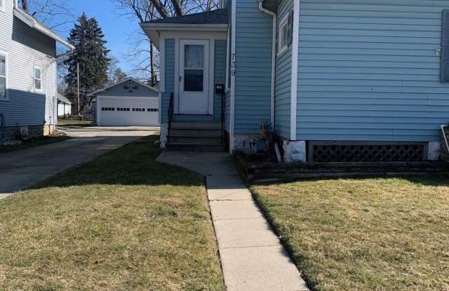 739 Iowa Avenue photos photos