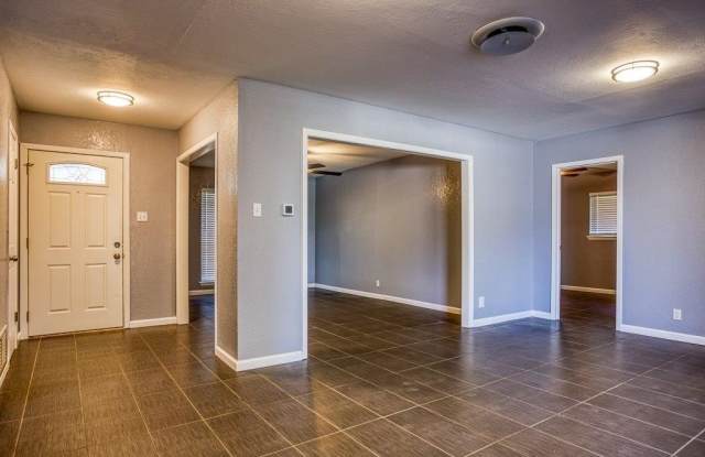 10733 Timbergrove Gallery 4