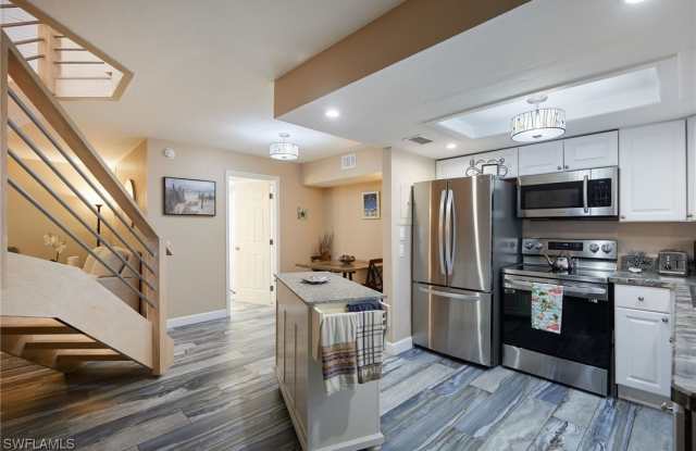 16001 Amberwood Lake Court unit: 3 photos photos