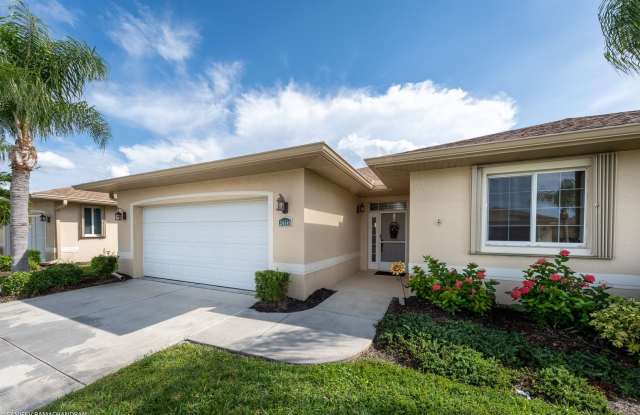 PET FRIENDLY UNFURNISHED ANNUAL RENTAL- GATED 55+ COMMUNITY photos photos