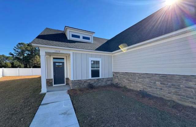 West Florence 4 bedroom, 3 bath home Gallery 3
