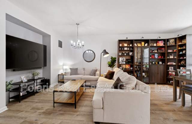 9439 Tanhurst Dr Gallery 4